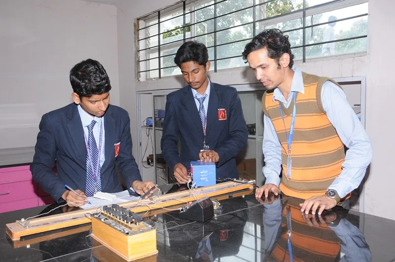 PHYSICS LAB1 — Florence Degree College