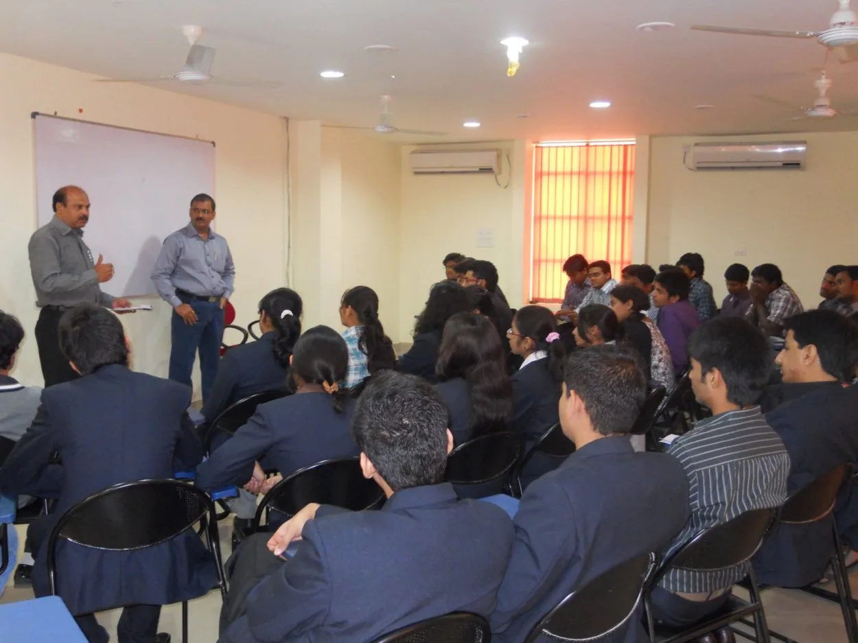 campus 6