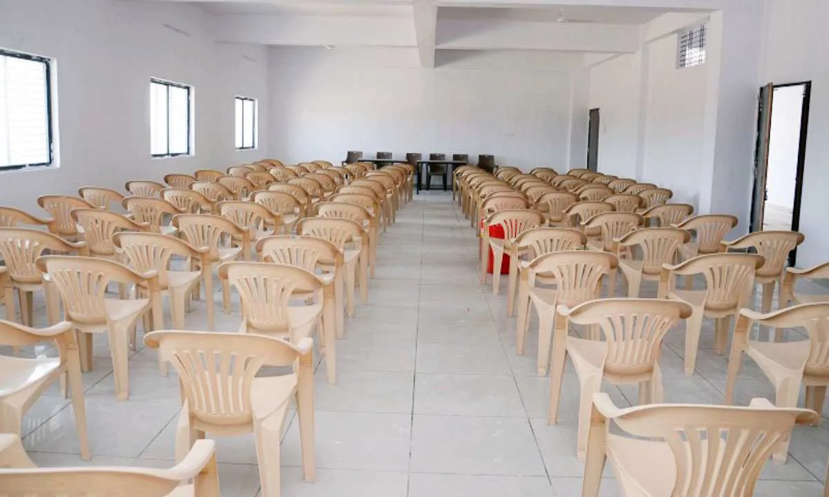 campus 8