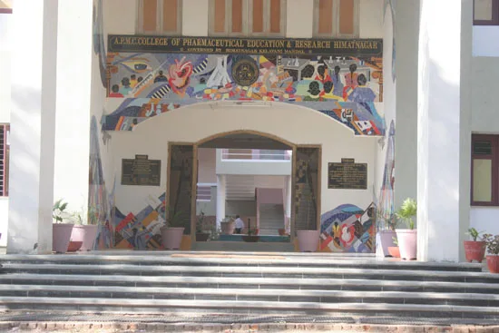 Modern Pharmacy Campus — APMC College of Pharmaceutical Education and Research