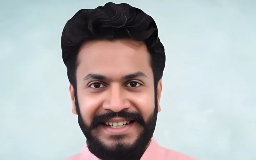 Official college website image detail
