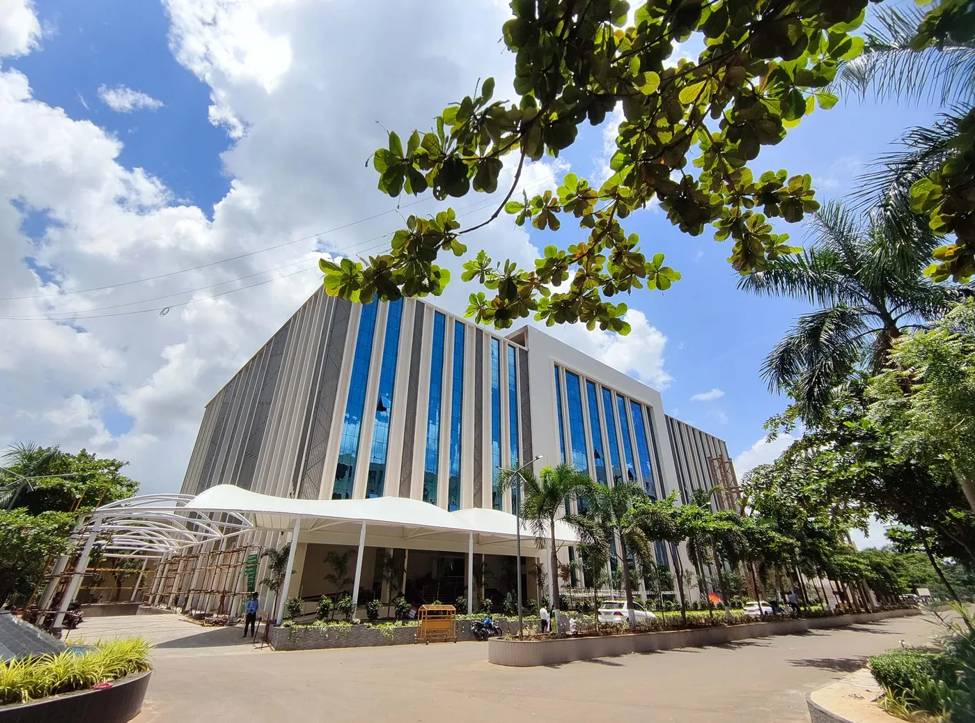 kalinga institute of medical sciences bhubaneswar official campus photo 2