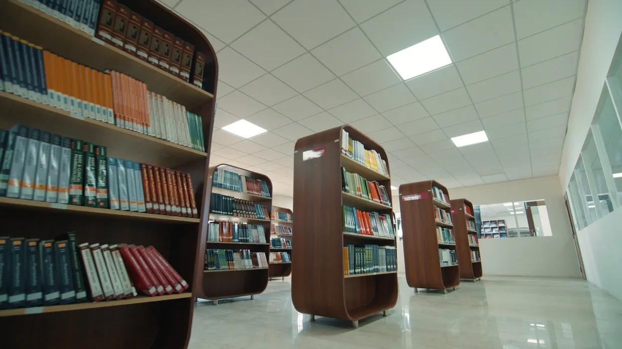 Medical library with textbook stacks at PSP Medical College Hospital and Research Institute, Kancheepuram