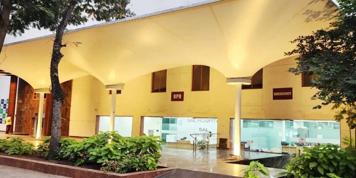 OPD and Emergency entrance of SAL Hospital, the teaching hospital of SAL Institute of Medical Sciences, Ahmedabad
