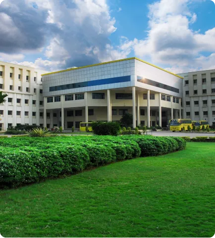SRM Medical College Hospital and Research Centre academic building with landscaped garden at Kattankulathur